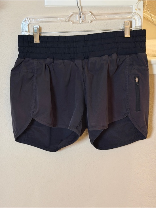 lululemon athletica Pants - Lululemon Women’s Tracker Athletic Running Shorts - Black